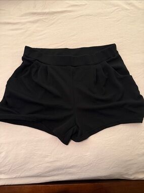 SHEIN Black High-Waist Shorts